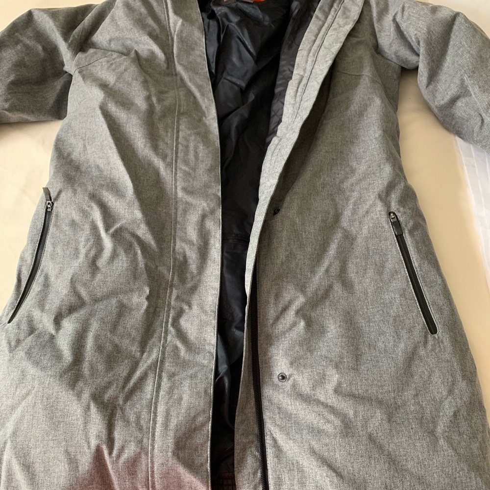 Women’s waterproof jacket
